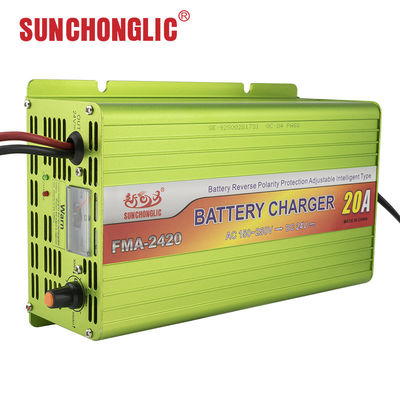 Guter Preis 24V 20A Gel-Autobatterielader mit Dreiphasen- und Pulsreparatur für Blei-Säure-Batterien Online