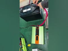 1000wPure Sine Wave Inverter 12v Dc To 220v Power Conversion Featuring An Oversized Display Showcase